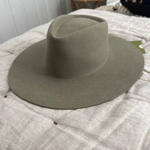 Gigi Pip x Dae Dakota Triangle Hat - Green